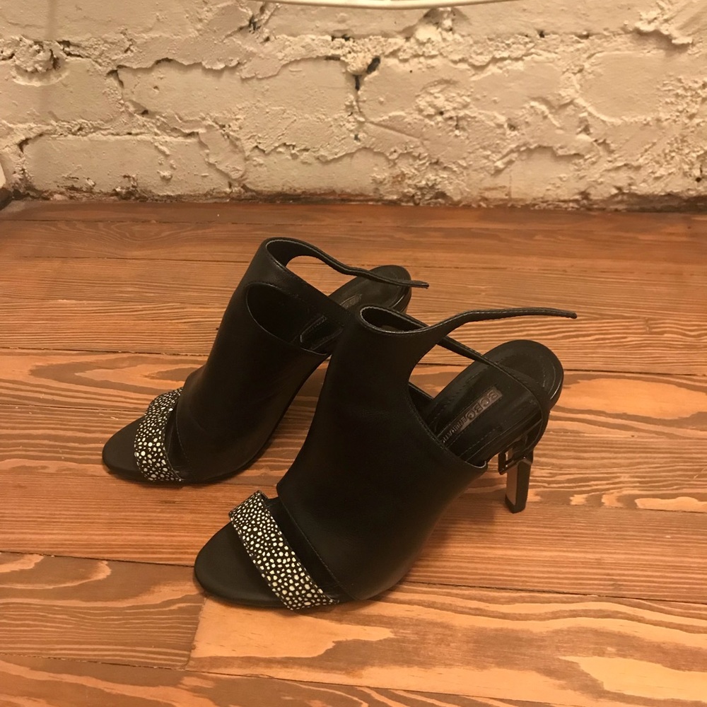BCBG Generation Malcolm size 6.5
